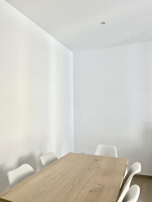 Moderno Apartamento Con Terraza En La Azotea Rosas Exterior foto
