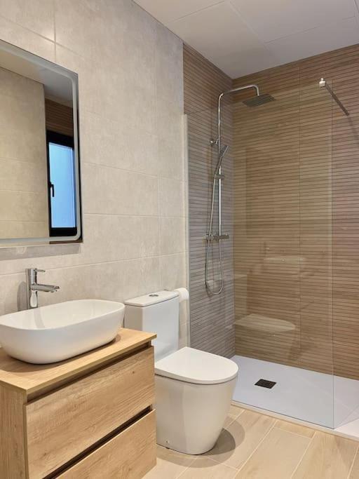 Moderno Apartamento Con Terraza En La Azotea Rosas Exterior foto